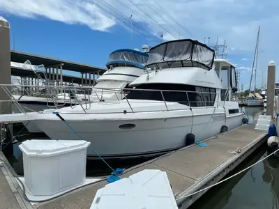 1996 Carver 400 COCKPIT MOTOR YACHT