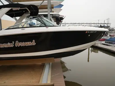 2021 Chaparral 307 SSX