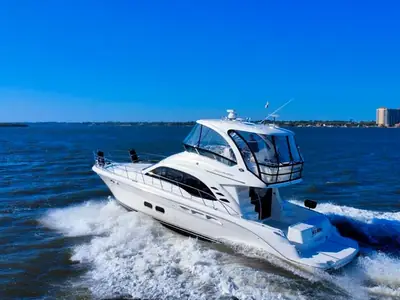 Sea Ray 500 SEDAN BRIDGE