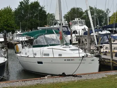 Beneteau Océanis 36 CC