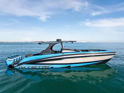 Mystic Powerboats M4200