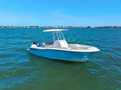 2021 Grady-White Fisherman 216