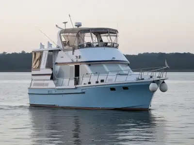 Jefferson 42 Sundeck Motor Yacht