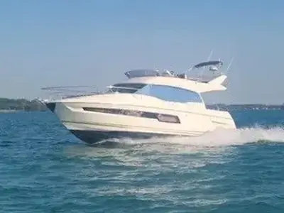 2018 Prestige 460S Coupe