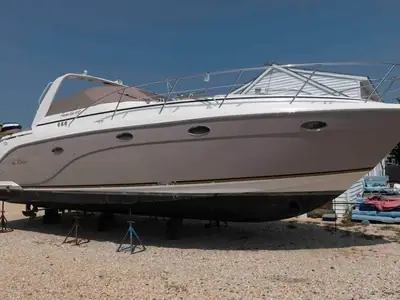 Rinker FIESTA VEE 410