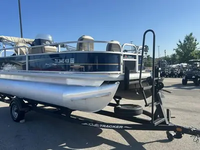 2023 Sun Tracker BASS BUGGY 16 XL SELECT