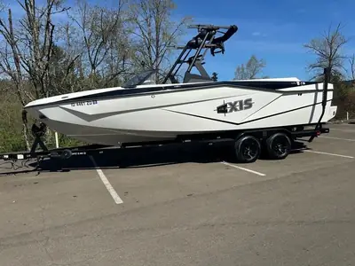 2024 Axis Wake Research T250