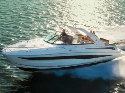 Sea Ray 370 Venture