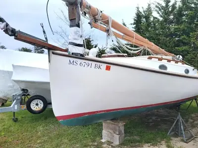 Marshall 22 Catboat