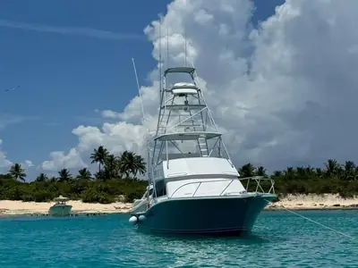 1997 Viking 43 Convertible