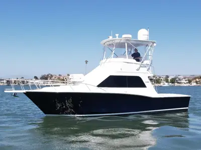 2004 Cabo 35 FLYBRIDGE