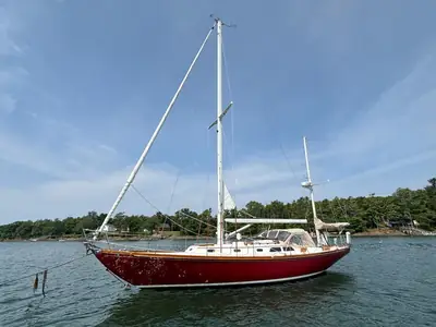 1974 Hinckley Bermuda 40