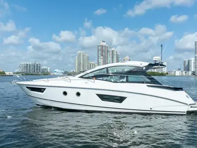 2017 Beneteau Gran Turismo 40