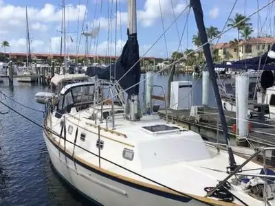 1994 Pacific Seacraft 37