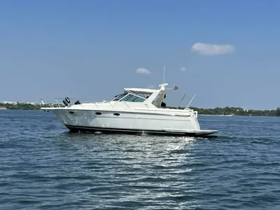 1995 Tiara 3500 Express