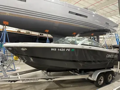 2018 Four Winns H210