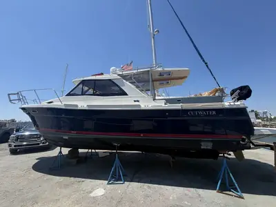 2015 Cutwater C-30 Sedan
