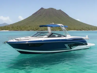 2018 Formula 330 Crossover Bowrider