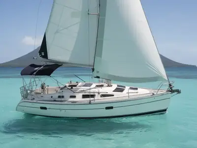 2004 Hunter 36