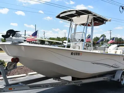 Carolina Skiff 218