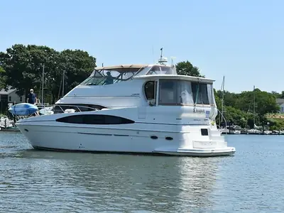 2004 Carver 466 MOTOR YACHT