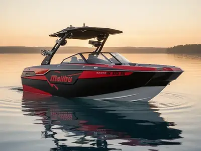 2021 Malibu M220