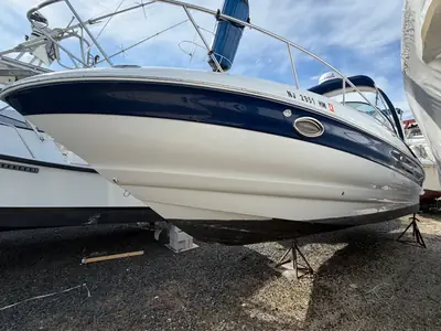 2006 Crownline 270 CR