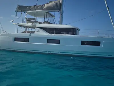 2025 Lagoon 46