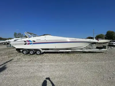 Fountain Powerboats 38 SPORT CRUISER