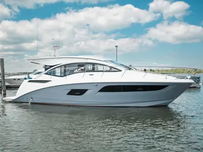 2017 Sea Ray Sundancer 400