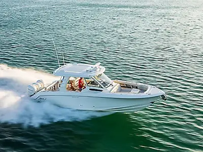 Boston Whaler 350