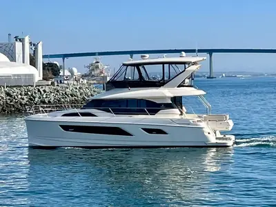 2017 Aquila 44