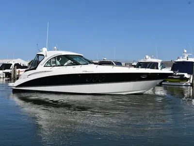 Cruisers 390 Sports Coupe