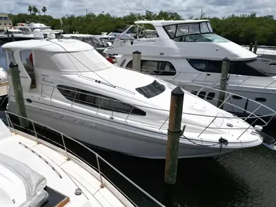 2005 Sea Ray 390 MOTOR YACHT