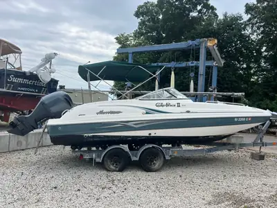 Hurricane SUN DECK 237 DC