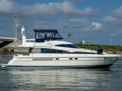 Fairline 52