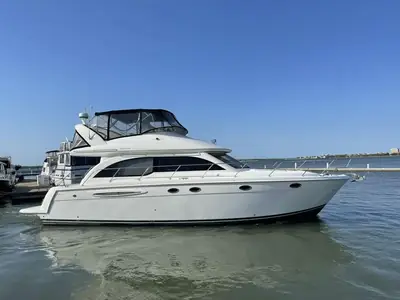 2006 Meridian 411 Sedan