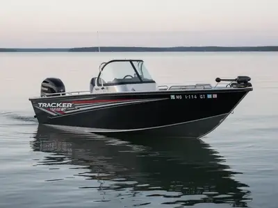 2022 Tracker Targa V-18 WT