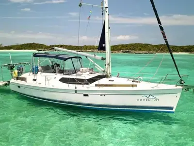 2007 Hunter 45 Center Cockpit