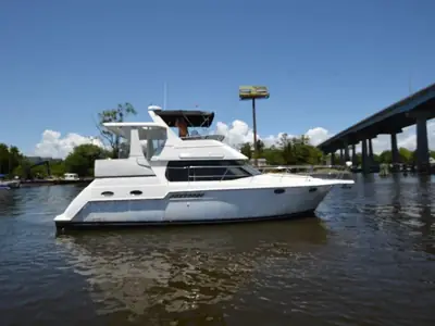 1999 Carver 356 AFT CABIN