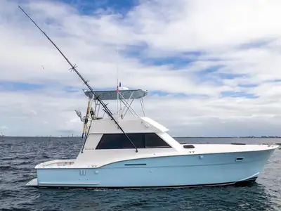 Hatteras 42 CONVERTIBLE