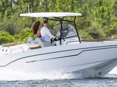Beneteau FIRST CLASS 8
