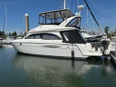 2007 Meridian 411 Sedan
