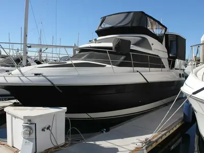 1996 Cruisers 3650 AFT CABIN