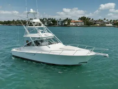 2015 Viking 42 Open