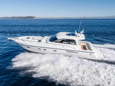 Tiara 5200 SALON