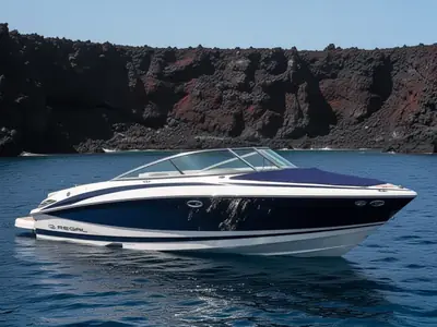 Regal 2300 Bowrider