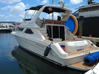 1997 Sea Ray 450 Express Bridge