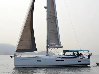 2014 Jeanneau Sun Odyssey 469