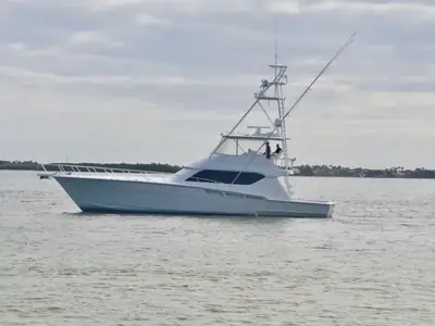 1999 Hatteras 60 Convertible